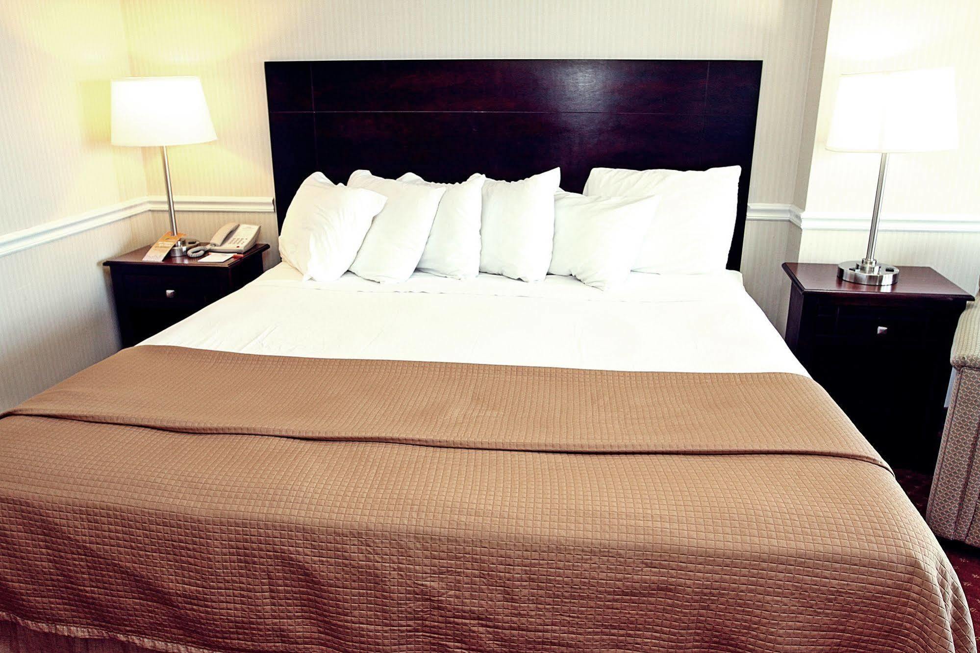ฮาวเวิร์ด จอห์นสัน พลาซา โฮเต็ล บาย วินด์แฮม โอเชียนซิตี้ โอเชียนฟรอนต์ Hotel ภายนอก รูปภาพ